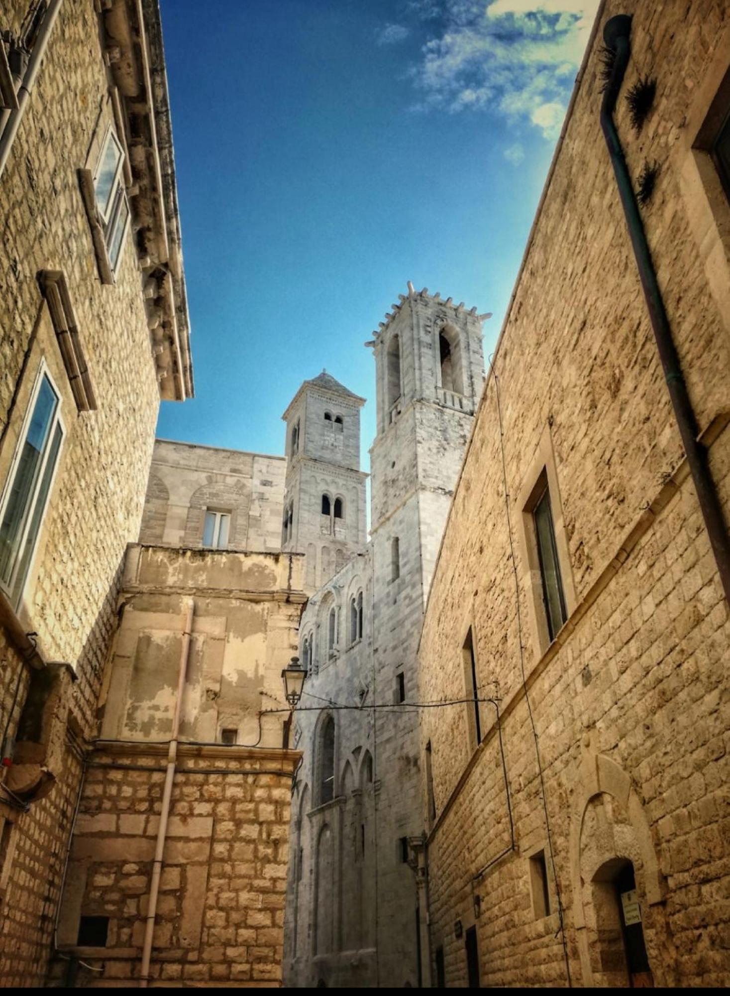 דירות ג'ובינאצו Palazzo Morola XIV Century מראה חיצוני תמונה